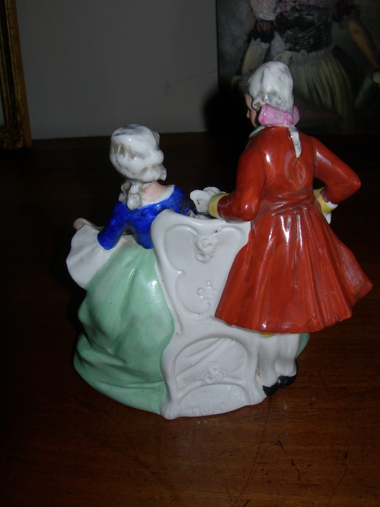 Antique Saxon Porcelain Figurine Set From The Late 19th Century, Featuring Figures In 18th-century Clothing -photo-4