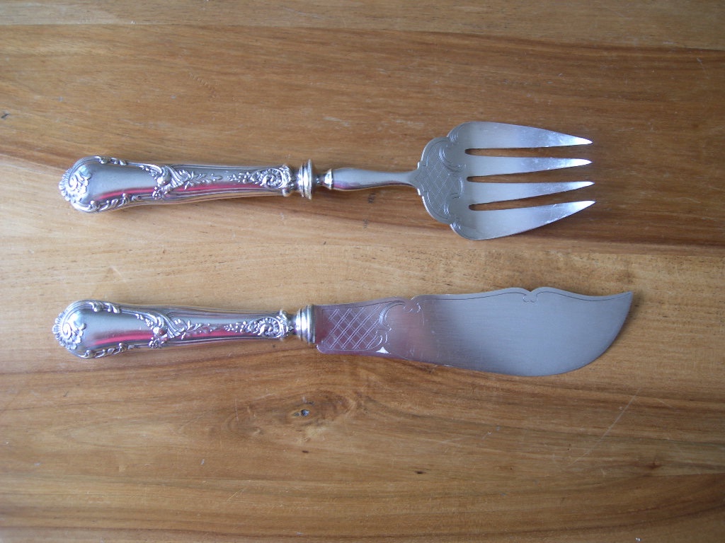 Fish-serving Knife And Fork Made Of Silver-plated Metal In The Rocaille Style-photo-2