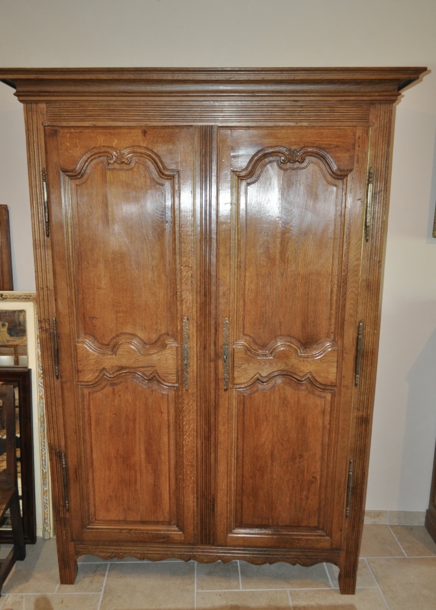 Small Louis XIV - Louis XV Cabinet In Solid Oak, 18th-century Antique Furniture, 2 Doors