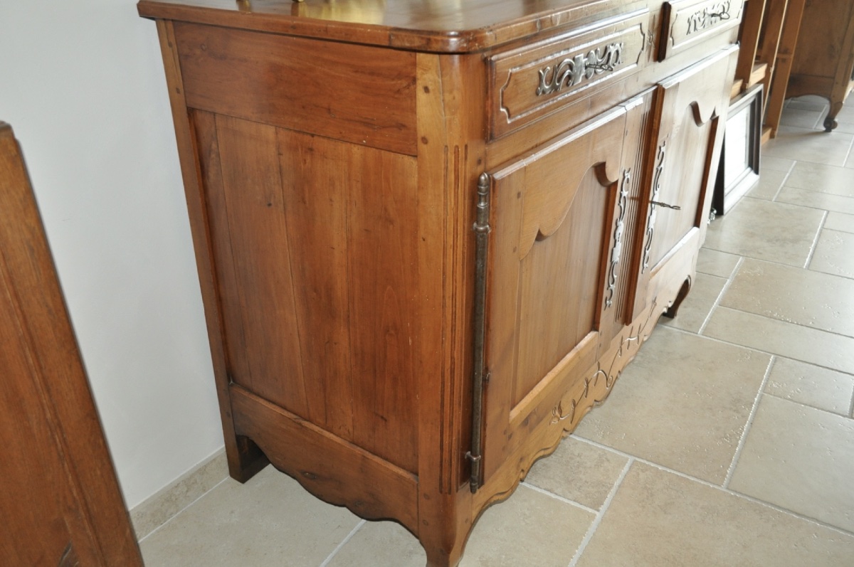 Antique Louis XV Sideboard In Solid Cherry Wood, Early 19th Century, Low Sideboard, In Very Good Condition-photo-4