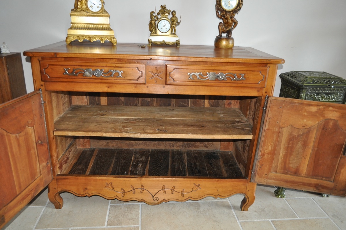 Antique Louis XV Sideboard In Solid Cherry Wood, Early 19th Century, Low Sideboard, In Very Good Condition-photo-1
