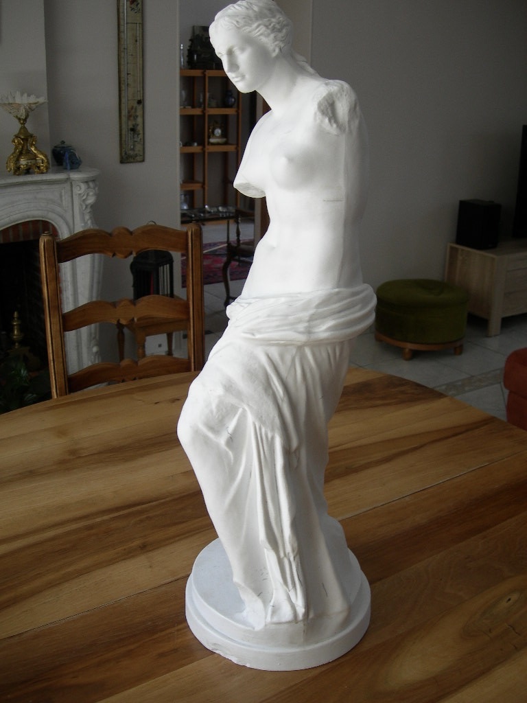 Grande statuette ou statue la Vénus de Milo en biscuit de porcelaine sculpture ancienne 73 cm-photo-3