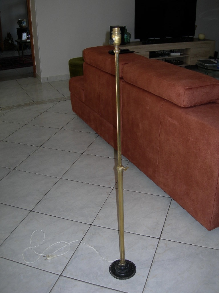 Small Telescoping Brass Reading Lamp From The 1950s–1960s—living Room Lamp-photo-3