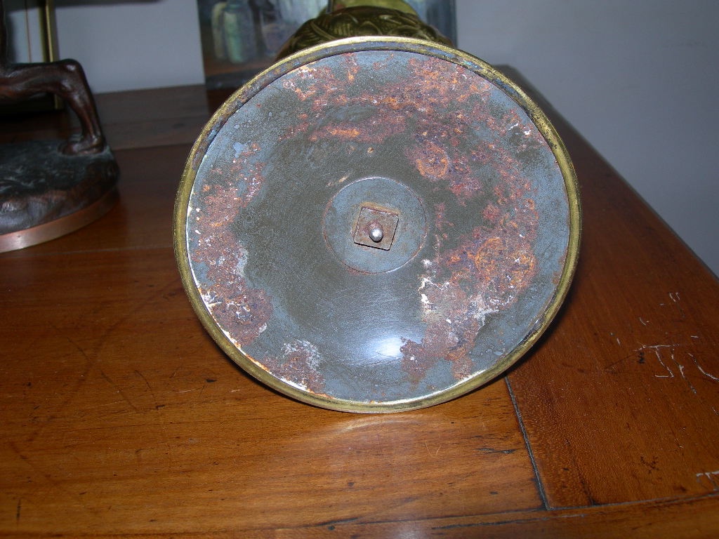 Parisian Art Nouveau-era Brass Kerosene Lamp, Circa 1900, With Cabochons And Pendants-photo-4