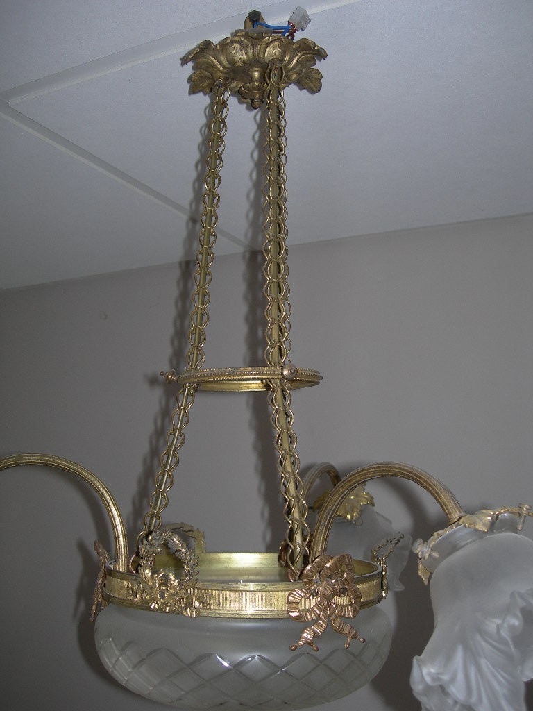 Lustre ancien en bronze ou laiton vasque et 3 tulipes en verre d'époque art déco suspension-photo-1
