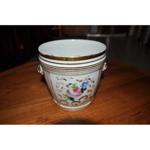 Antique Cache Pot In Paris Porcelain, Empire Period Early 19th Polychrome And Gilded Decor