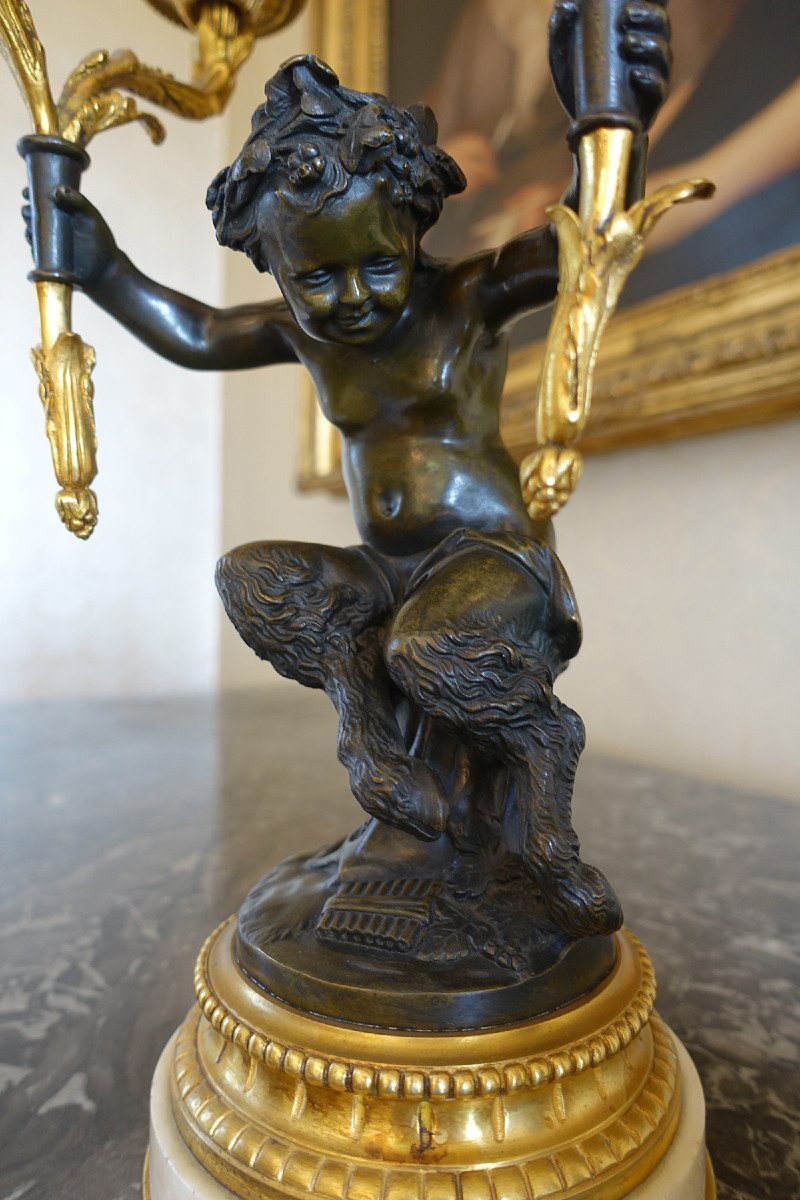 Paire de Candélabres en Bronze, « Aux Jeunes Faunes », dans le goût de Clodion – Fin XIXème-photo-1