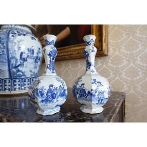 Pair Of Vases With Sides And High Collar In Nevers Earthenware - Chinese Decor - 17th Century