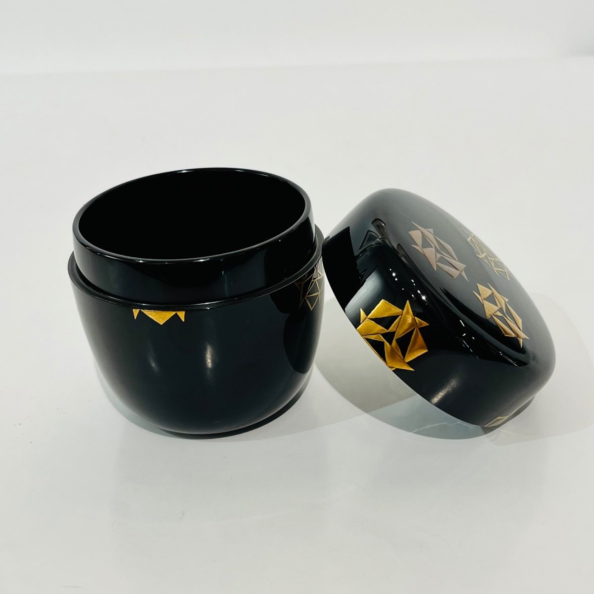Natsume Japanese Lacquered Tea Box Macha By Maho Maehata - Japan-photo-2