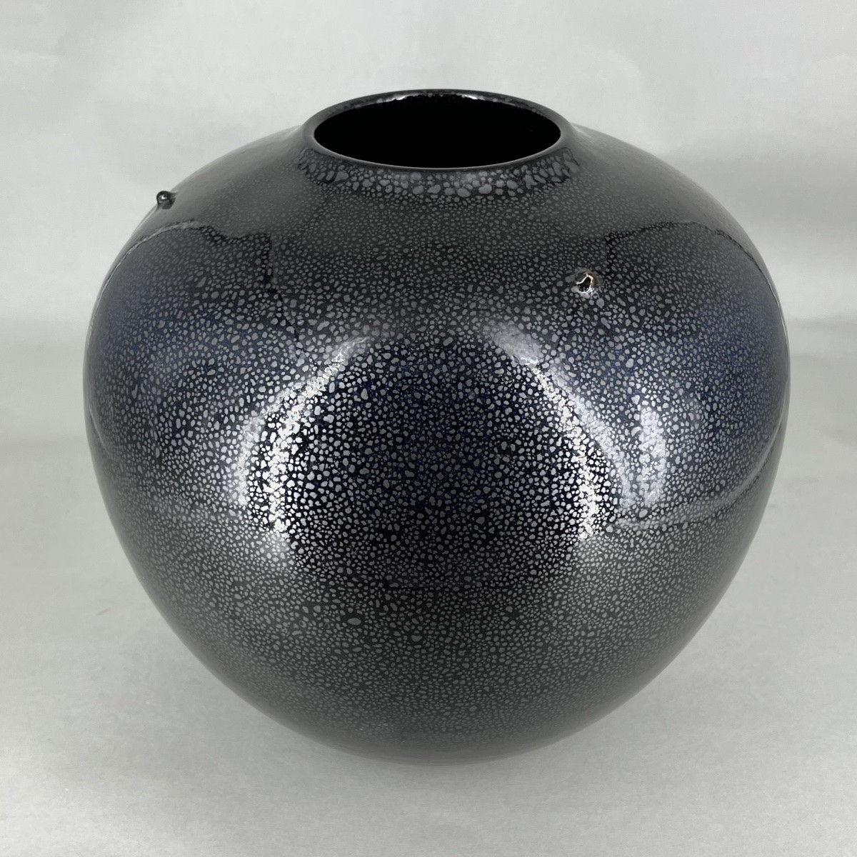 Japanese Globular Pearl Ceramic Vase - Japan -photo-5