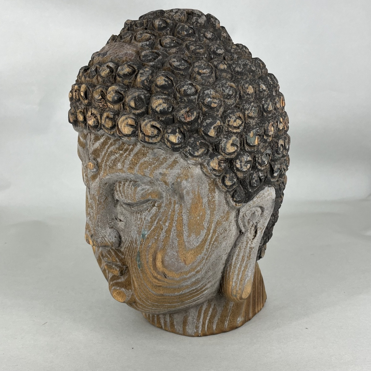 Tête de Bouddha Amida japonais en bois sculpté - Japon