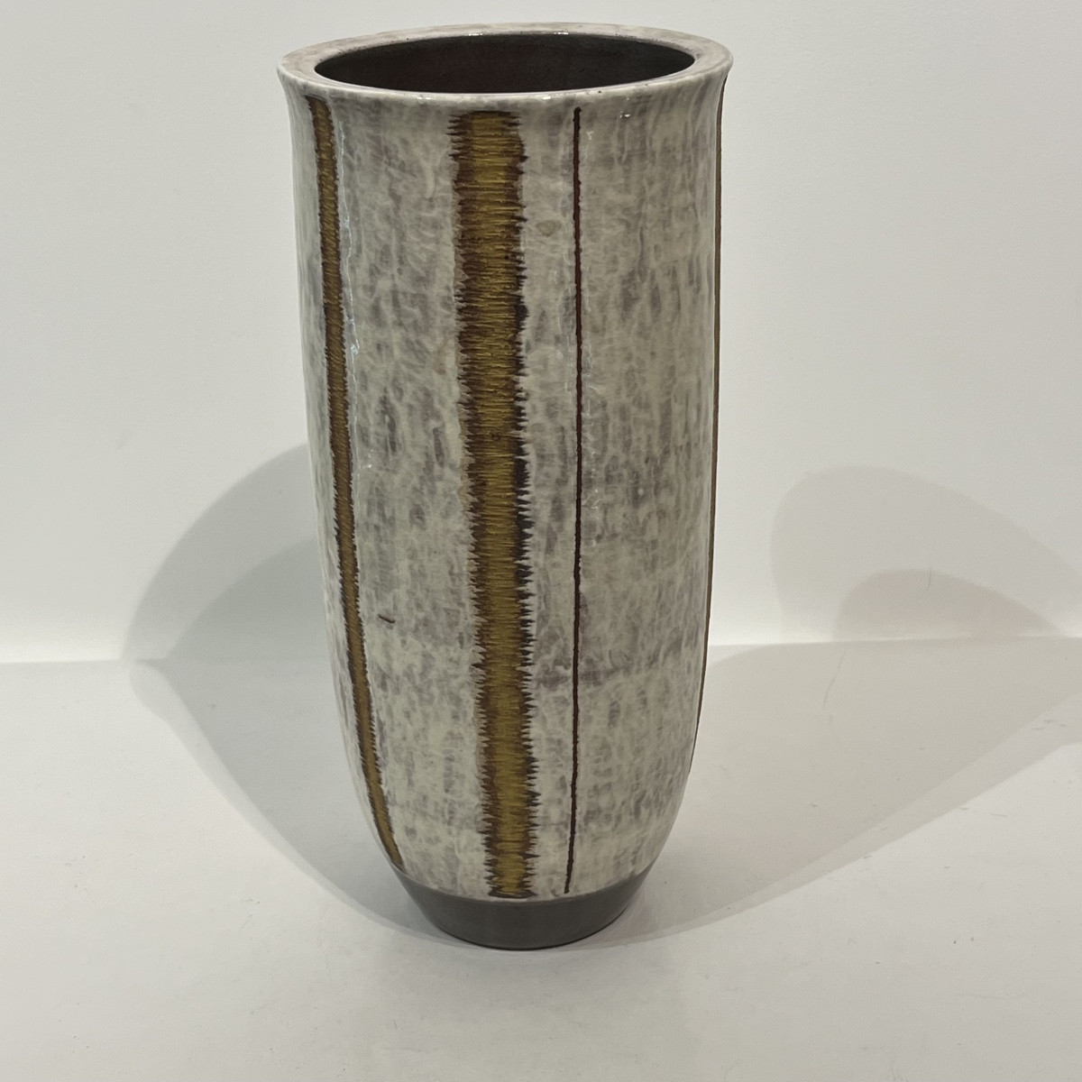 Vase japonais en céramique aux lignes d’or - Japon