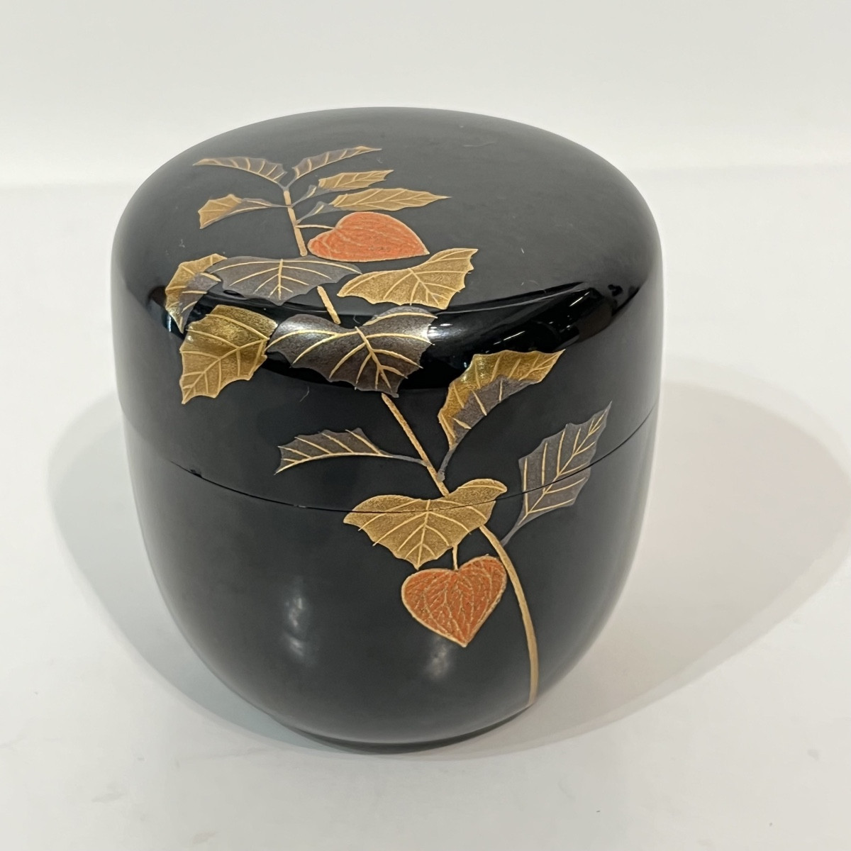 Natsume, Japanese Lacquered Tea Box, Physalis - Japan