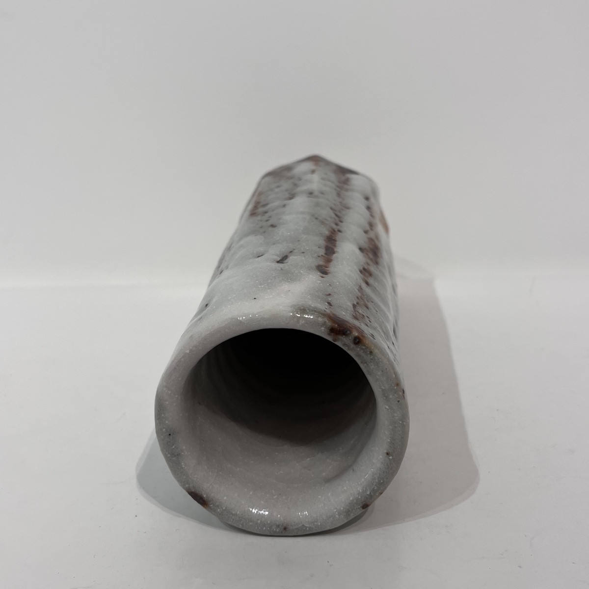 Japanese Ceramic Vase From Shino - Japan-photo-1