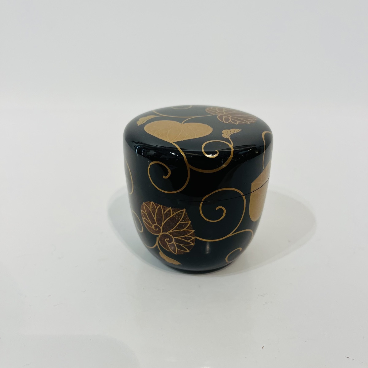 Natsume Japanese Tea Caddy In Shikuryo Lacquer - Japan-photo-2