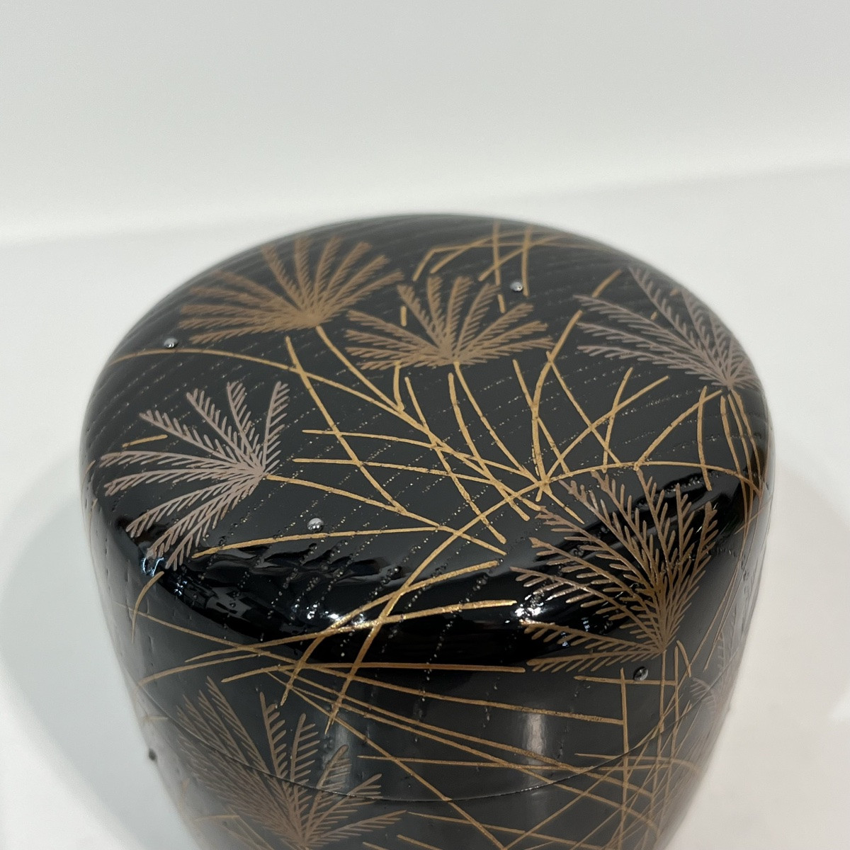 Natsume Tea Caddy In Japanese Herbs And Dew Lacquer - Japan-photo-3