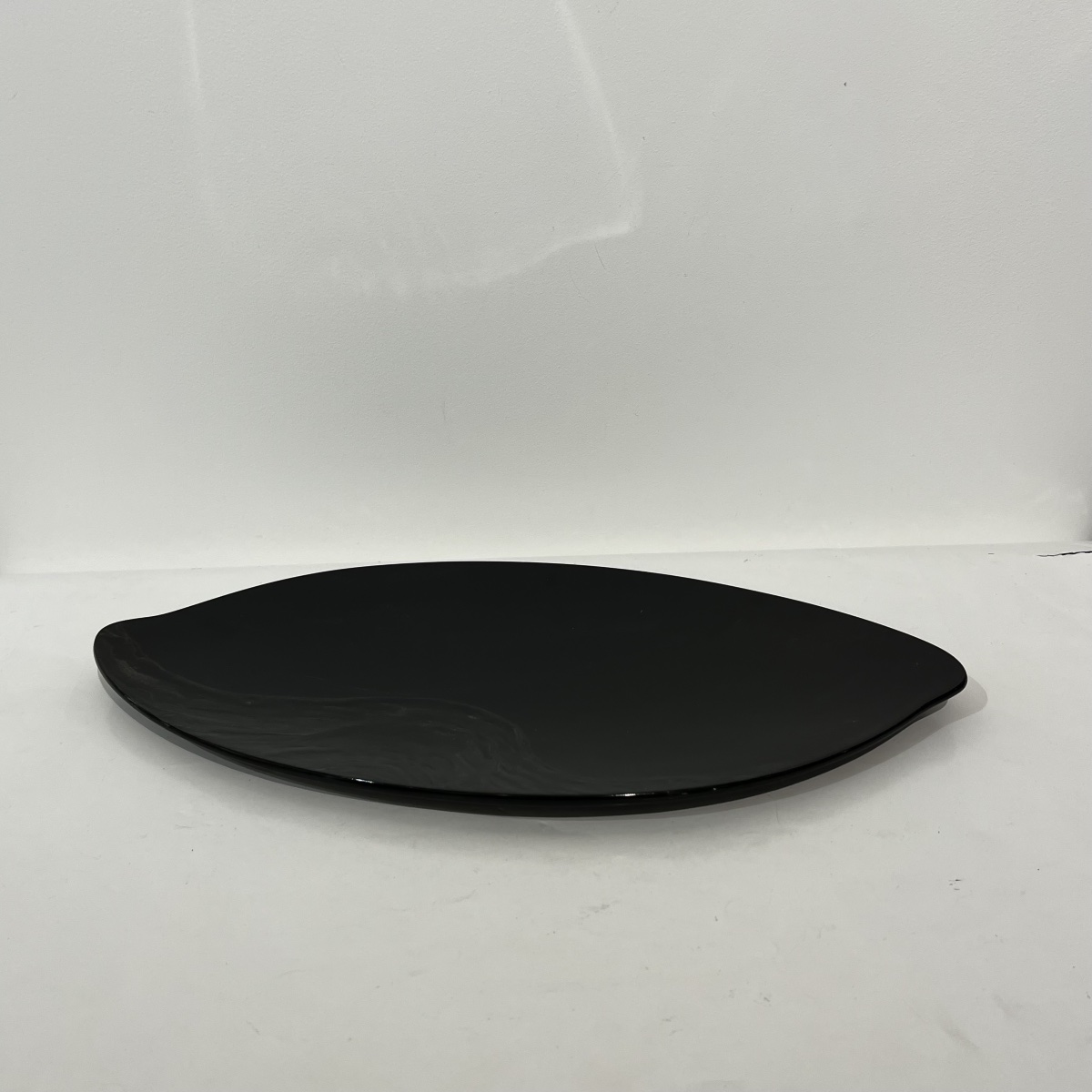 Plat en laque japonais en forme de feuille - Japon -photo-1
