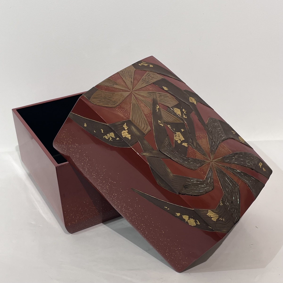 Japanese Sabie Lacquer Box - Japan 
