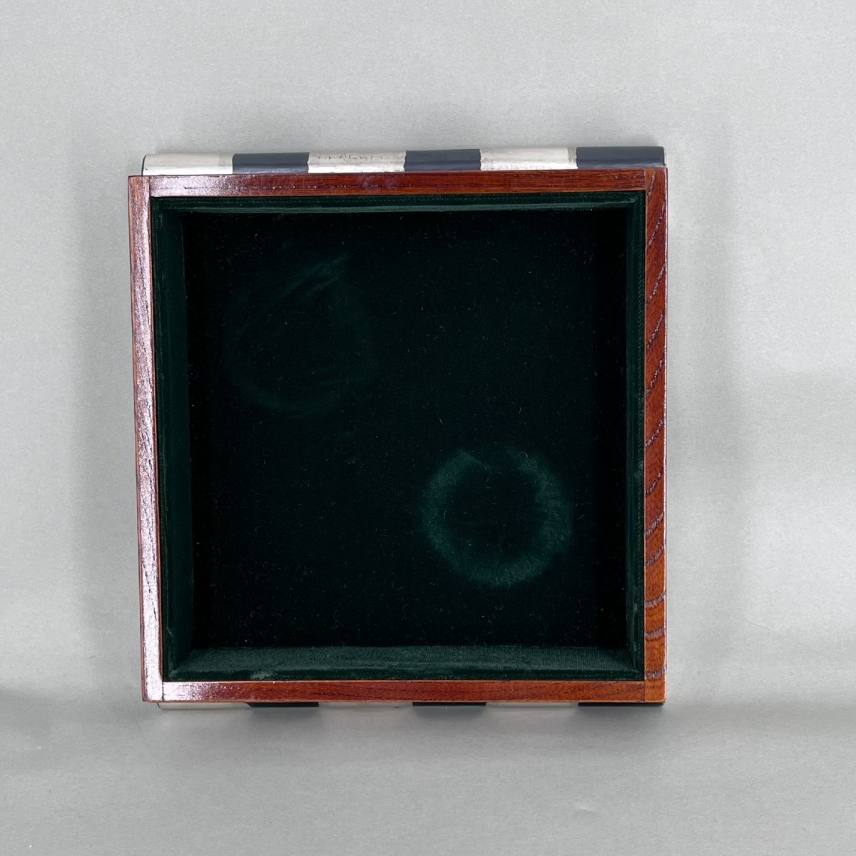 Japanese Striped Box Made Of Hammered Metal - Japan-photo-3