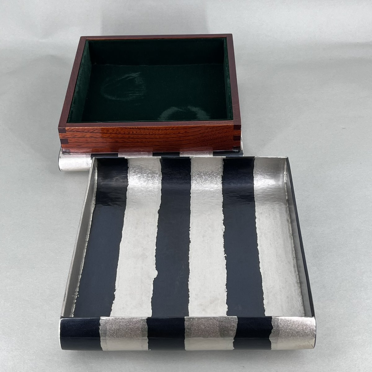 Japanese Striped Box Made Of Hammered Metal - Japan-photo-4