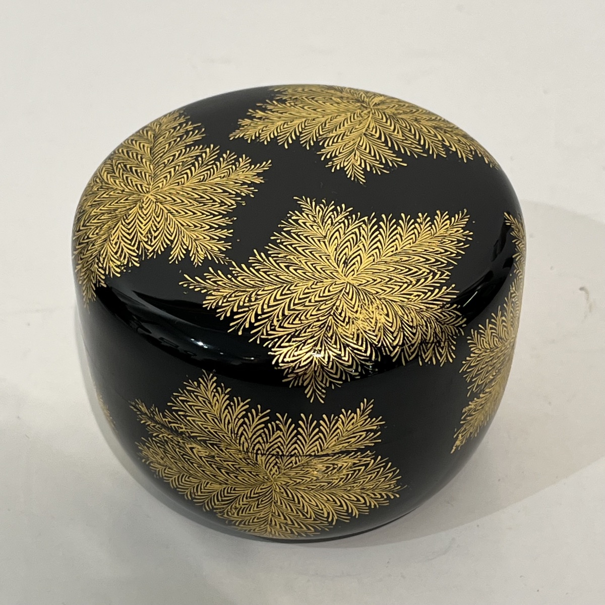 Natsume, Japanese Lacquered Tea Caddy, Shinobu - Japan