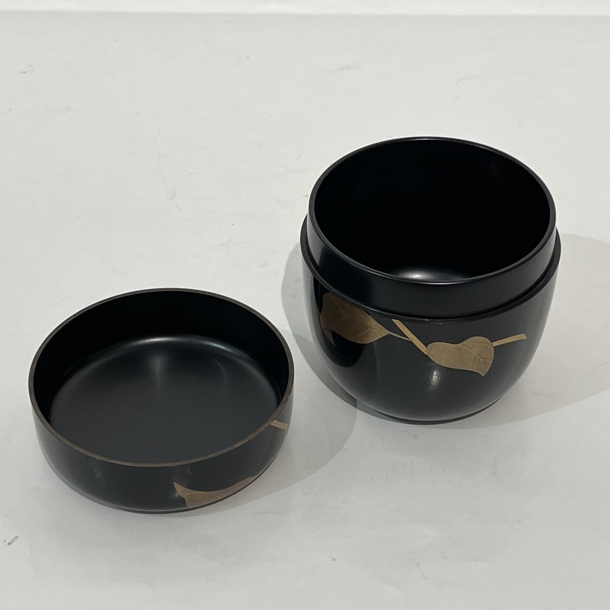 Natsume Camellia, Japanese Lacquered Tea Box - Japan-photo-3