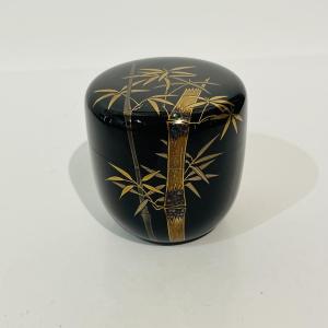 Natsume Japanese Lacquered Tea Box With Bamboo And Raden - Japan 