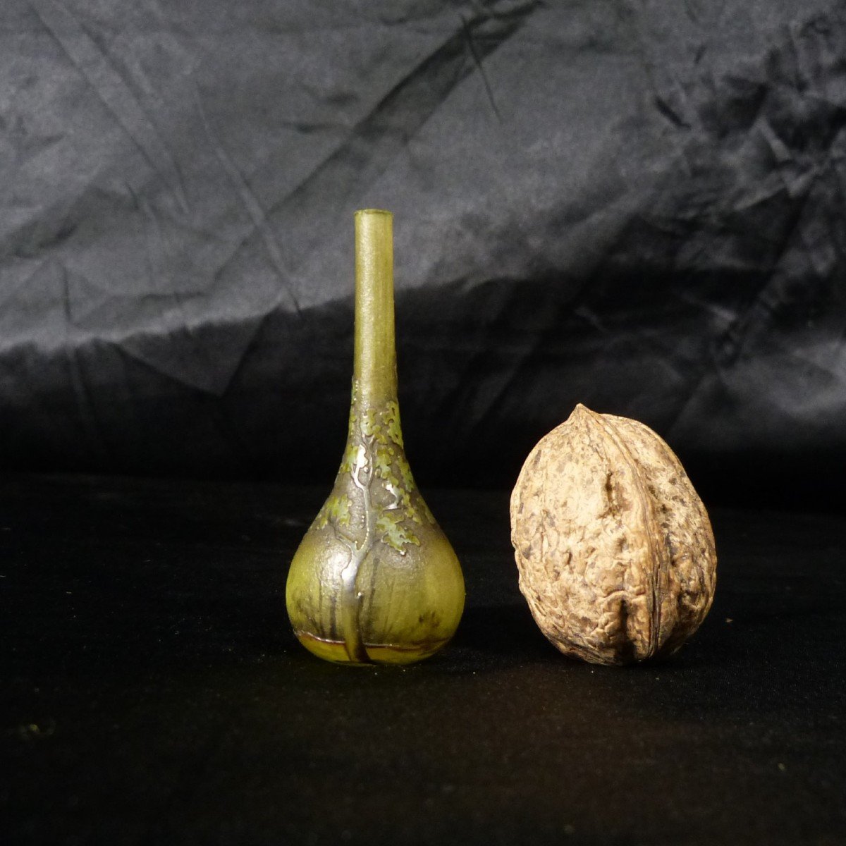 Daum Nancy, Rare Art Nouveau Spring Landscape Miniature Vase-photo-3
