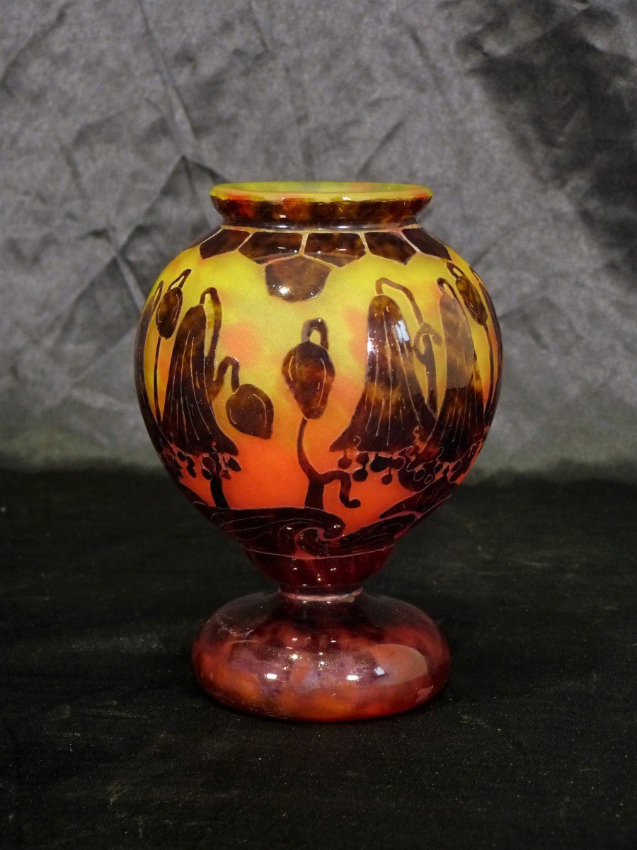 Le Verre Français Vase Aux Campanules Schneider Verre Gravé