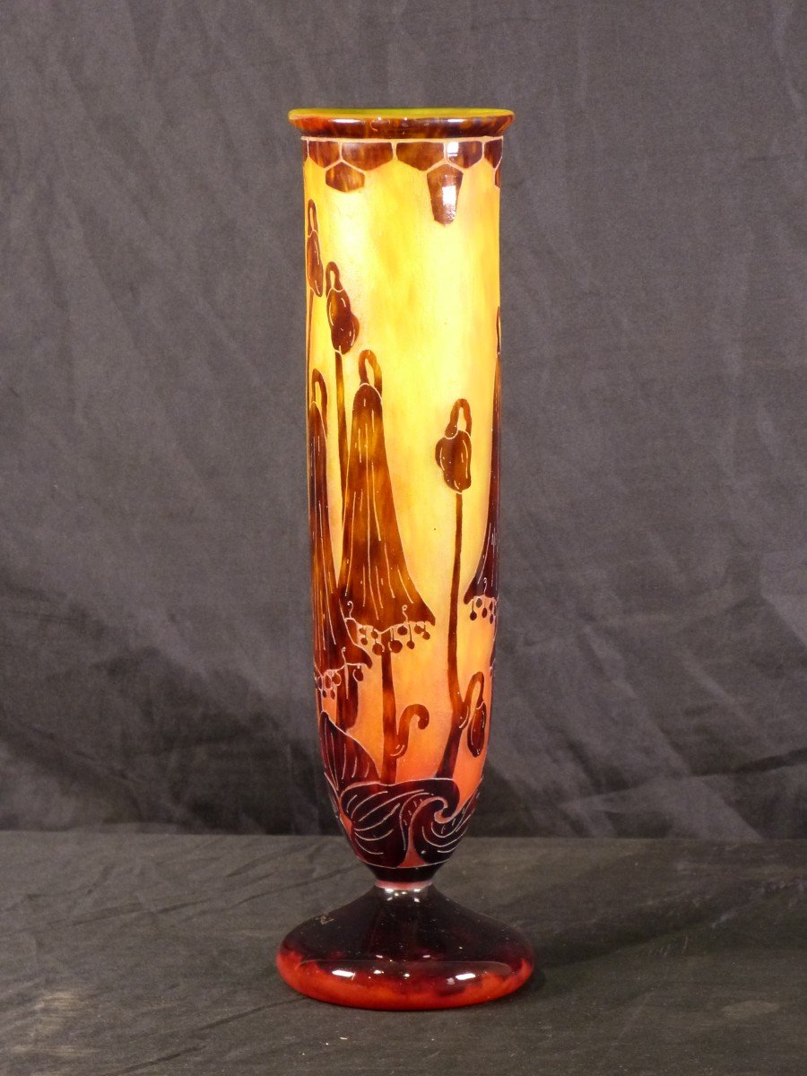 Le Verre Français Schneider Engraved Vase Campanules Decor-photo-2