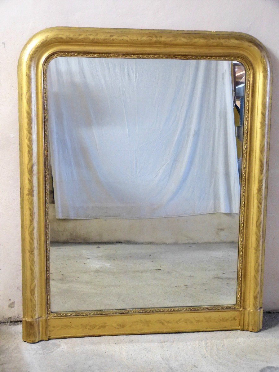 Louis Philippe Golden Mirror 125 X 101 Cm