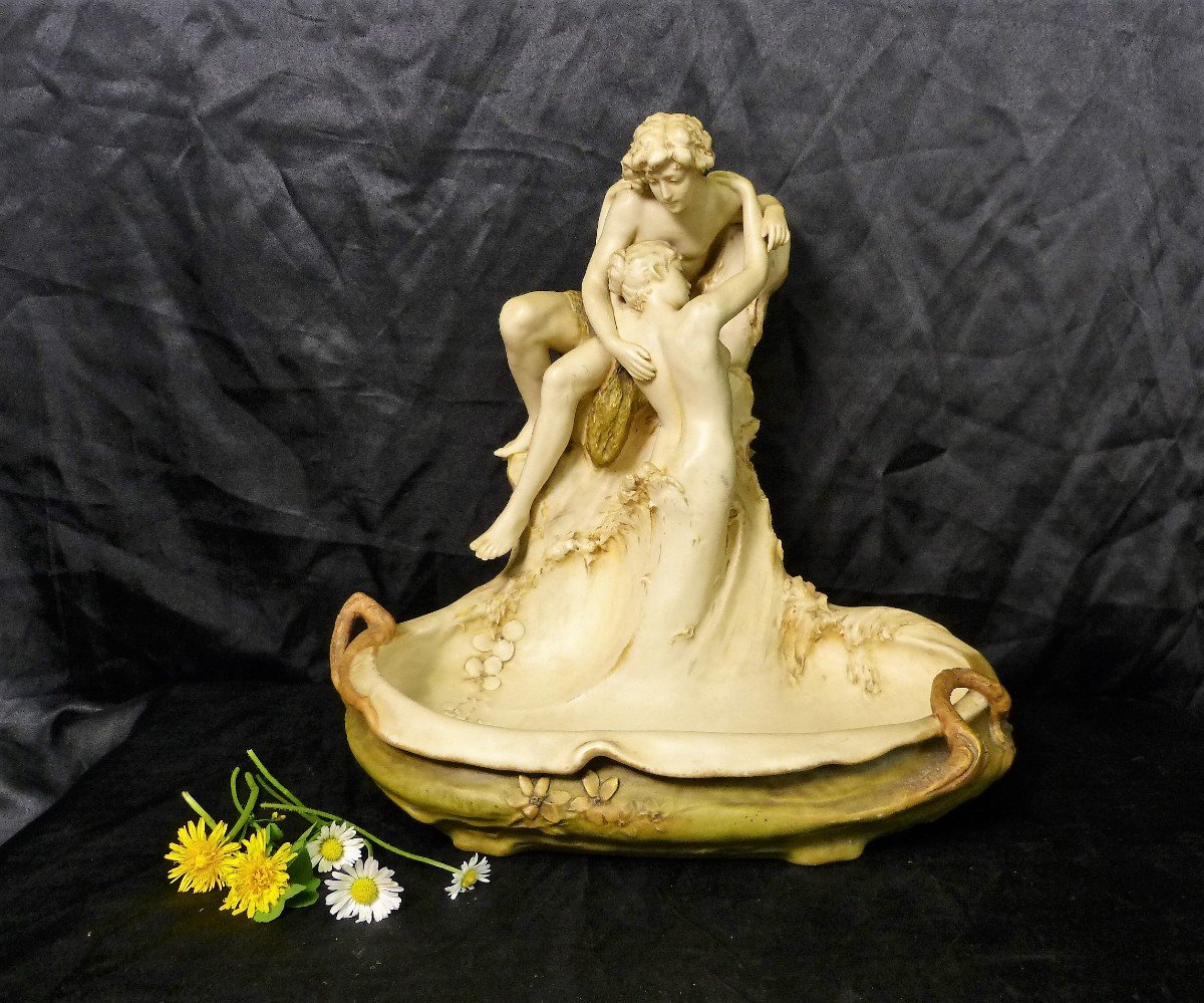 Aloïs Hampel Vide Poche Art Nouveau En Porcelaine Royal Dux Bohemia Couple Enlacé