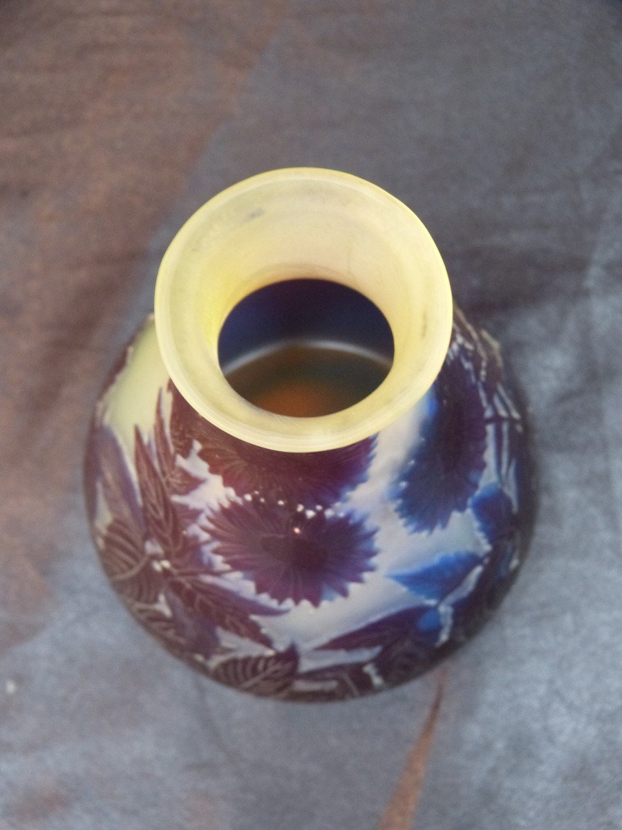 Emile Gallé  Vase Chrysanthèmes 13.5 cm Jaune Et Bleu  Art Nouveau-photo-1