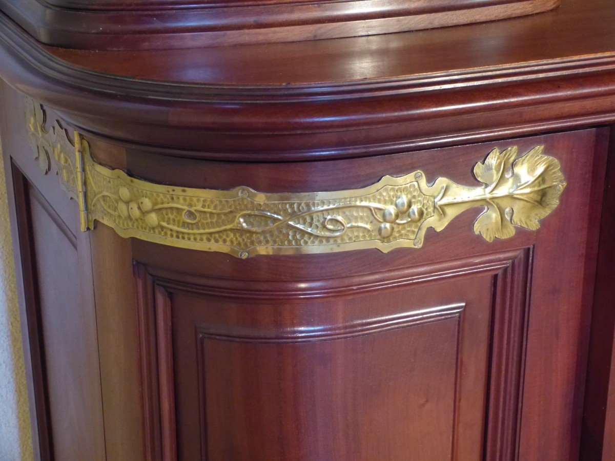 Louis Majorelle, Art Nouveau Mahogany Buffet, Vine Decor-photo-1