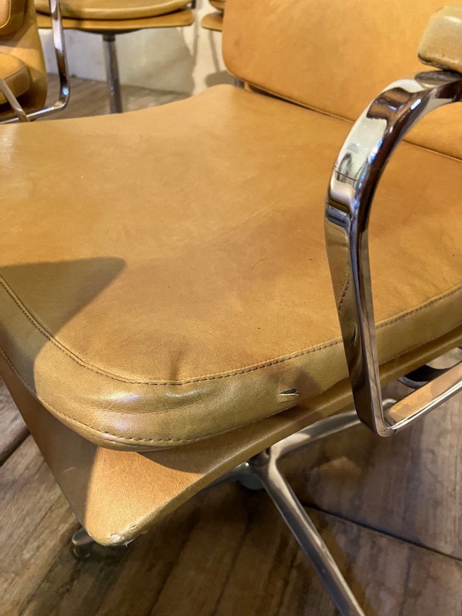 Paire de Fauteuils Tournant 8 exemplaires disponibles Dlg Eames soft Pad Herman Miller -photo-1