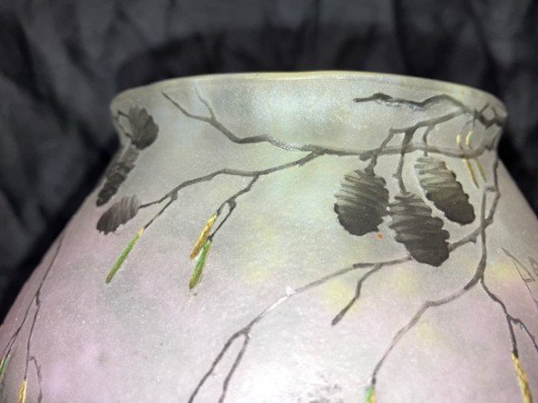 Daum - Vase En Verre Gravé Et émaillé Décor Aulne -photo-4