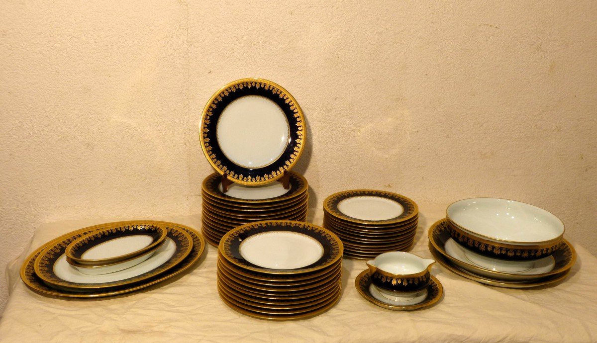 Haviland Limoges Service En Porcelaine Style Empire Bleu Et Or 44 Pièces