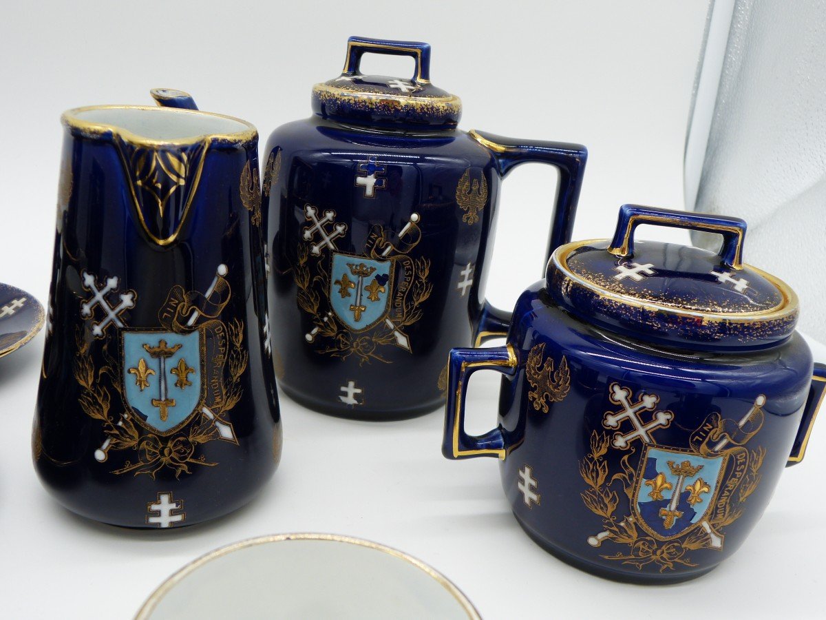 Luneville Earthenware Coffee Service Kg Arms Of Joan Of Arc Blue Coat Of Arms Of Sèvres 10 Cups-photo-2