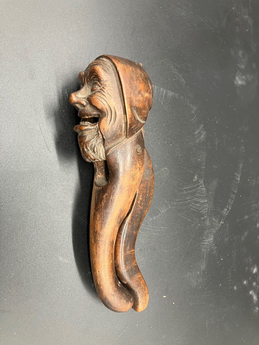 Black Forest Wooden Nutcracker Grotesque Head 19th Century-photo-4