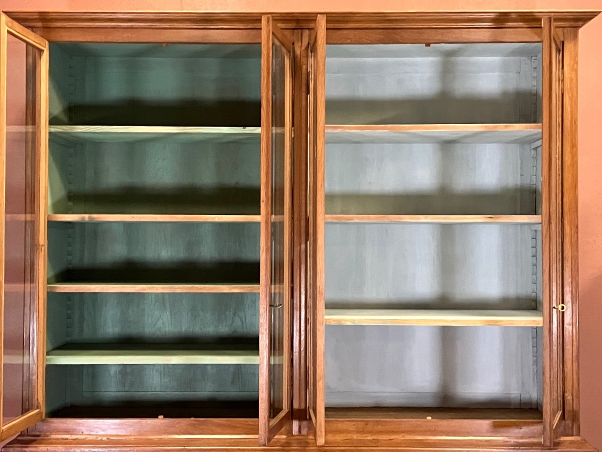 Large Oak Craft Cabinet With Drawers And Glass Doors -photo-3