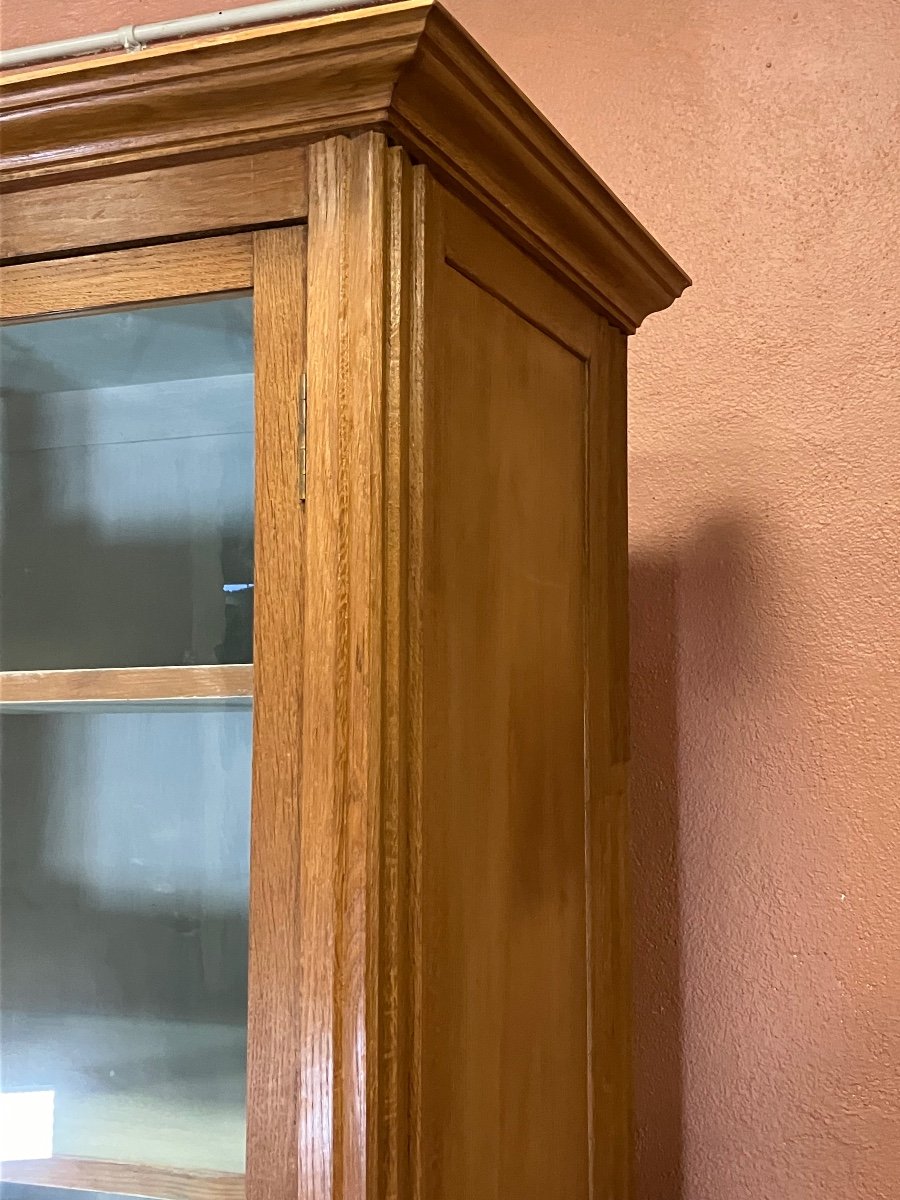 Large Oak Craft Cabinet With Drawers And Glass Doors -photo-2
