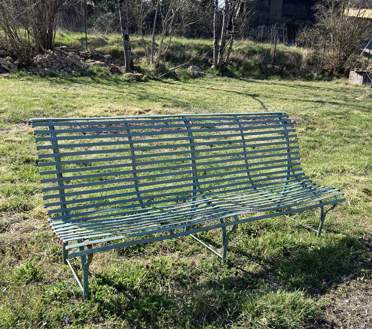 Iron Garden Bench With Metal Slats 