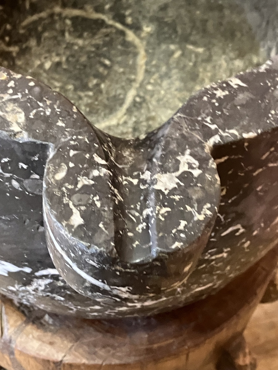 Large Apothecary Mortar In Black Veined Marble, 18th Century-photo-1