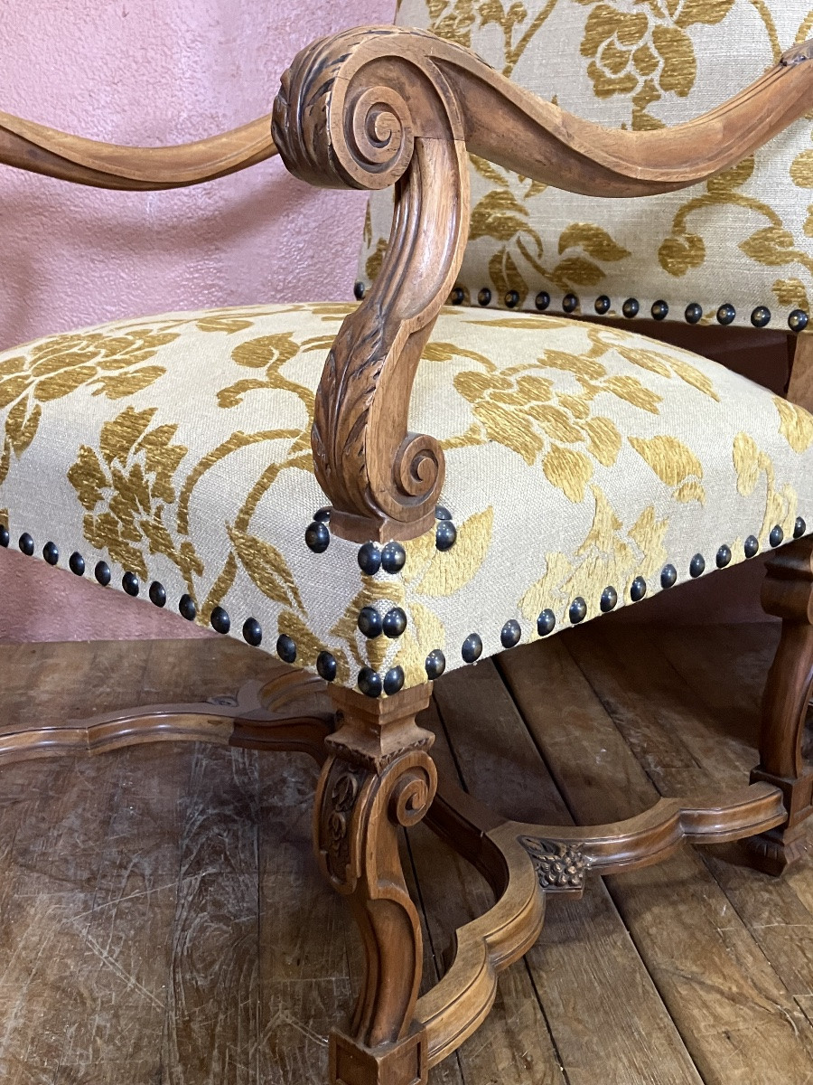 Paire de fauteuils en noyer 19 eme style Louis14 parfait état -photo-7