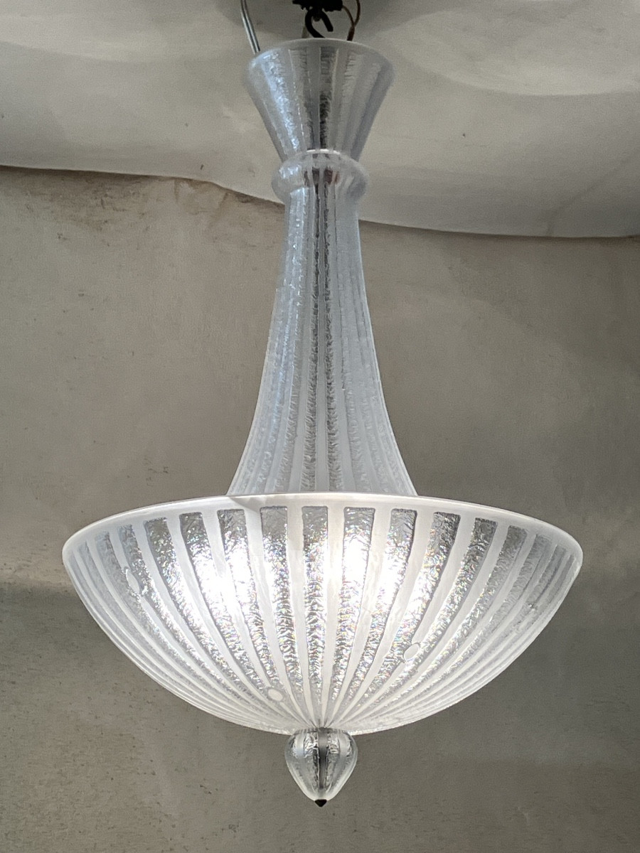 Daum lustre plafonnier art déco en verre gravé et givré 