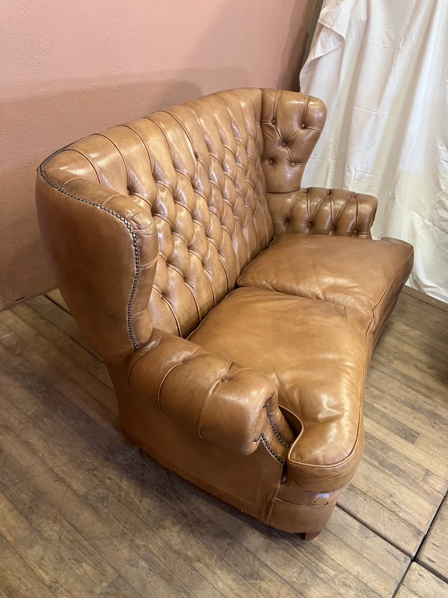 English Chesterfield Leather Living Room Sofa And Two Armchairs -photo-8