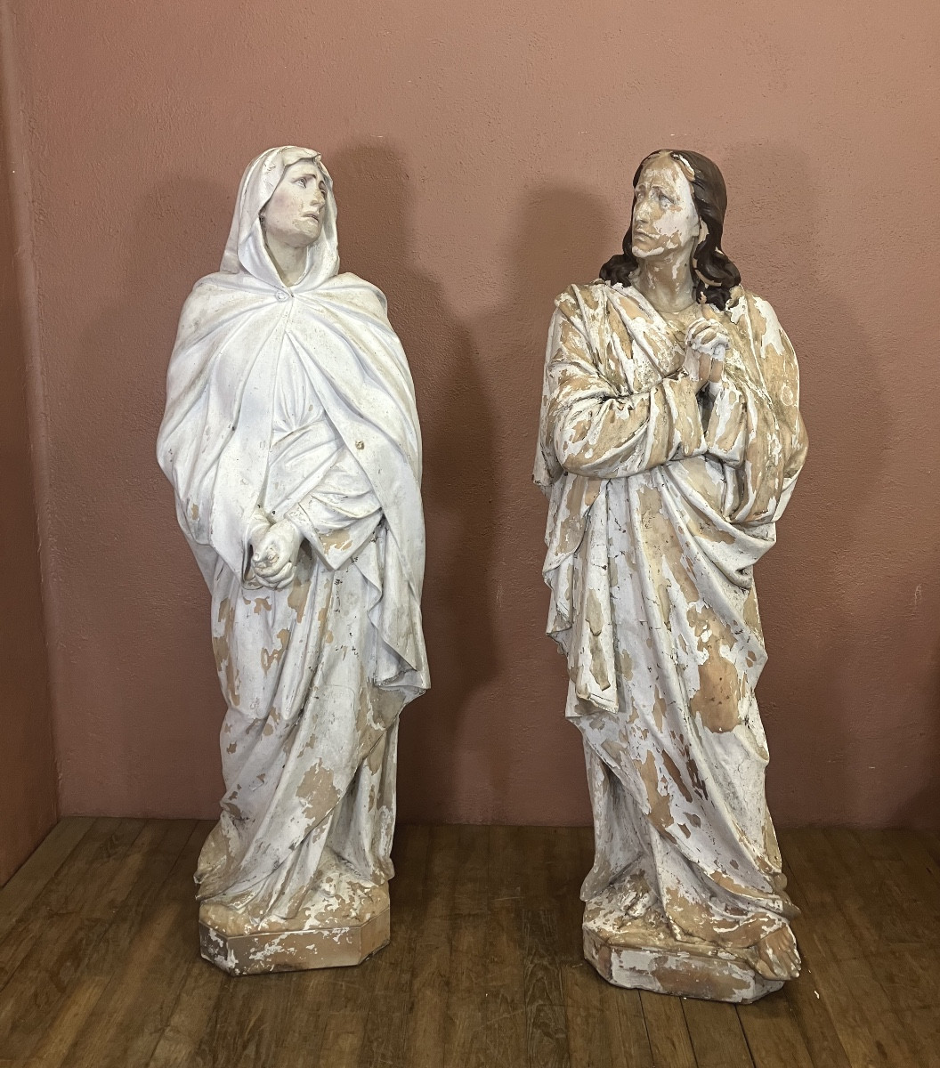 Saint Jean et Sainte Vierge Marie en terre cuite 153 cm statue au pied de la croix du Christ