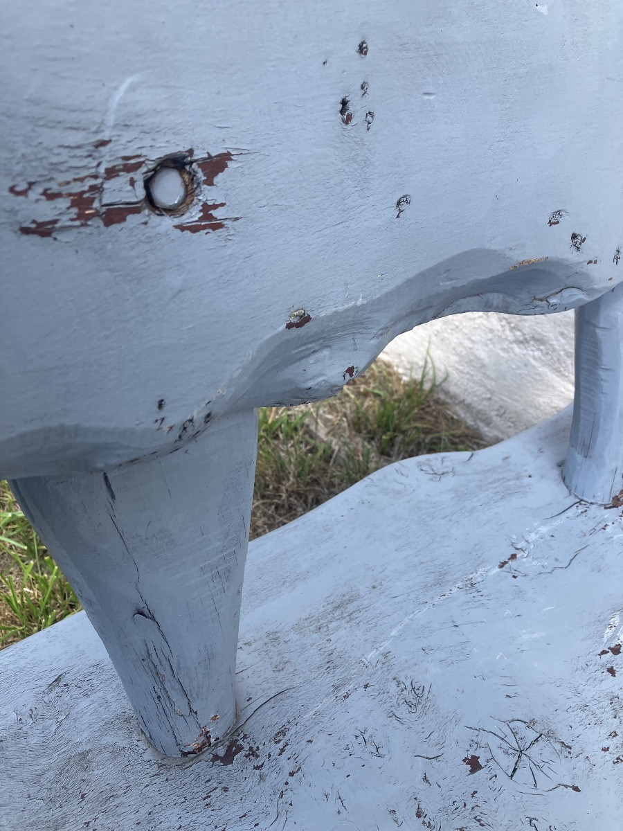 Paire de bancs brutalistes en bois peint jardin-photo-3