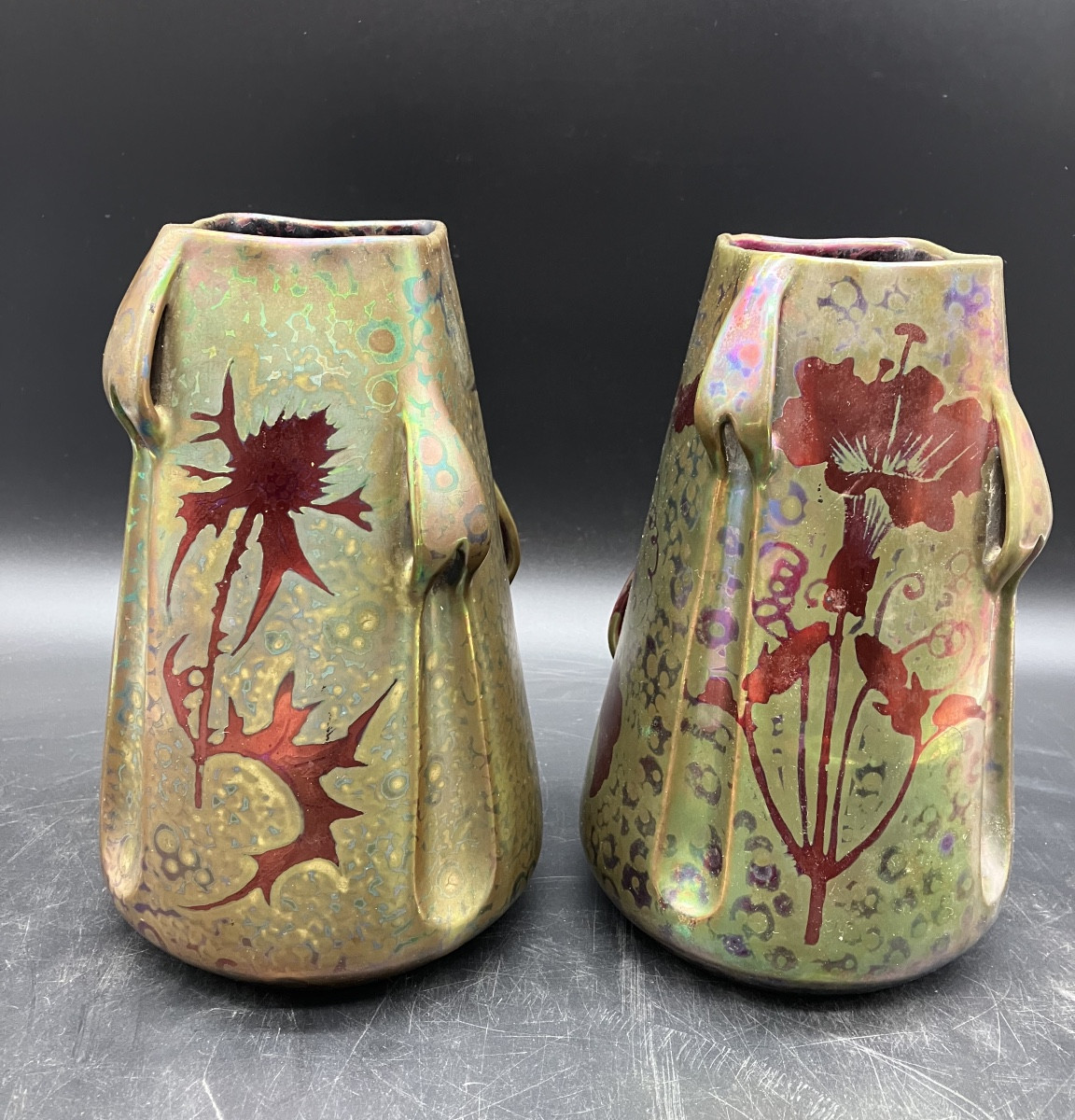 Montières Paire de vases art nouveau en faïence lustrée 