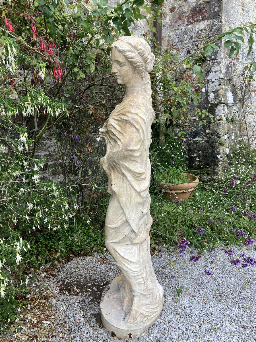 19th-century Cast Iron Statue Of A Draped Woman In The Antique Style, 158 Cm-photo-3